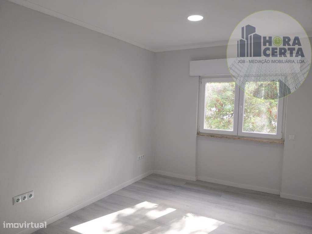 Apartamento T2 em Setúbal!-11