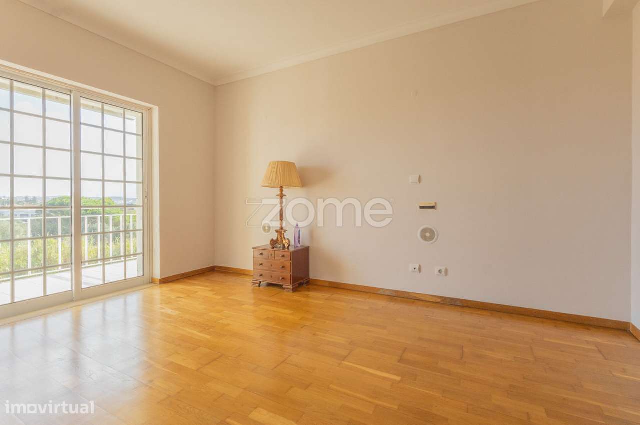 Moradia T6 em Albarraque - Grande imagem: 3/60