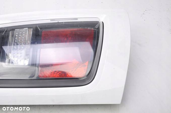 KIA SOUL LAMPA LEWA TYLNA LEWY TYŁ 92401-2K - 4