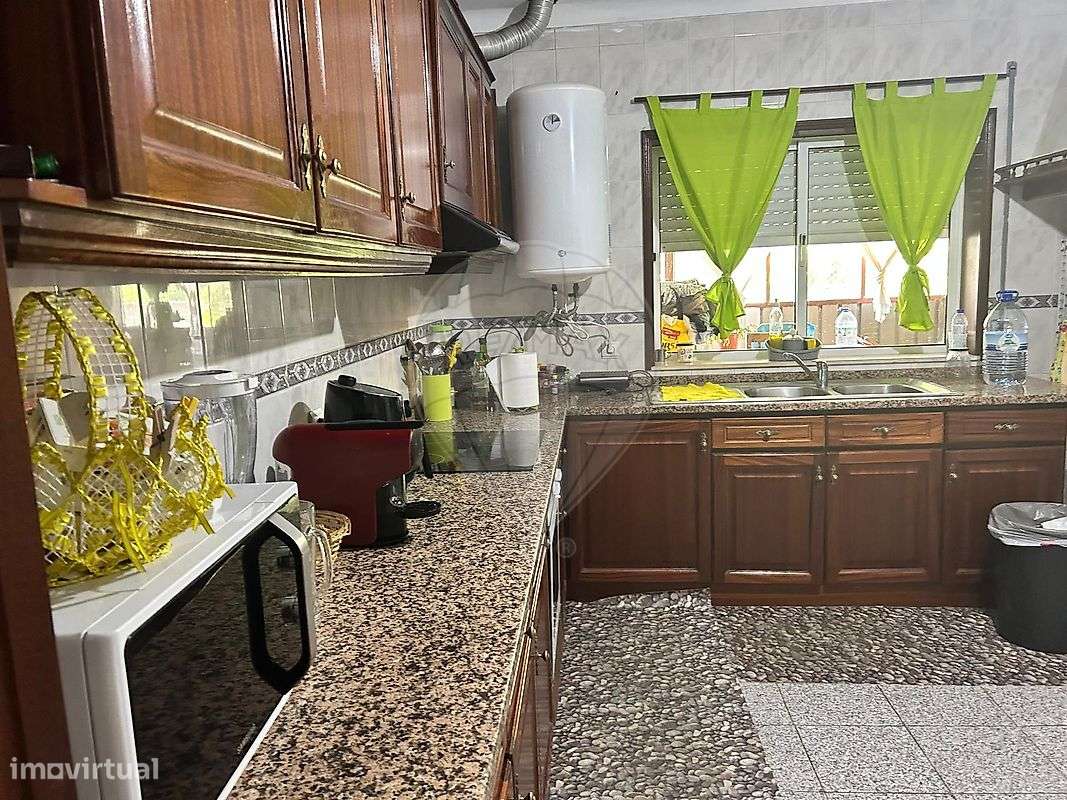 Moradia T4 para venda - Grande imagem: 4/5