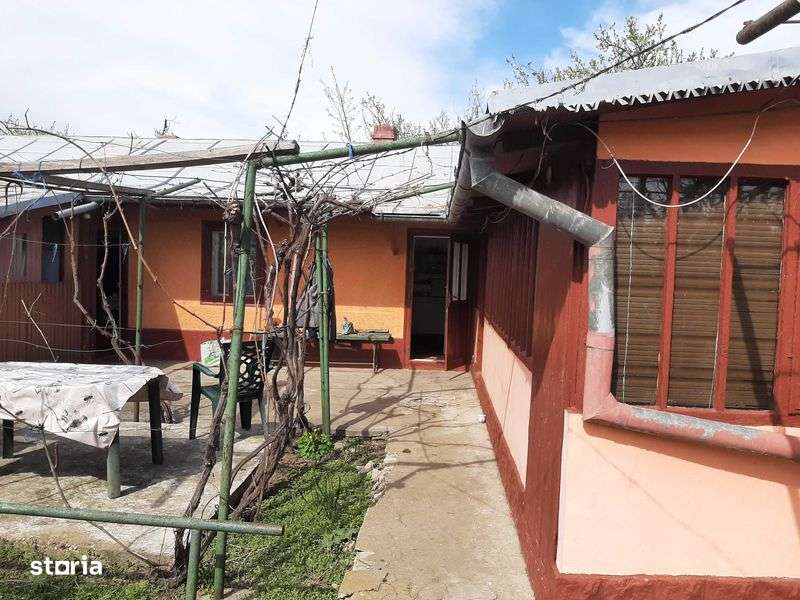 Casa Viziru de vanzare - Imagine principală: 5/8