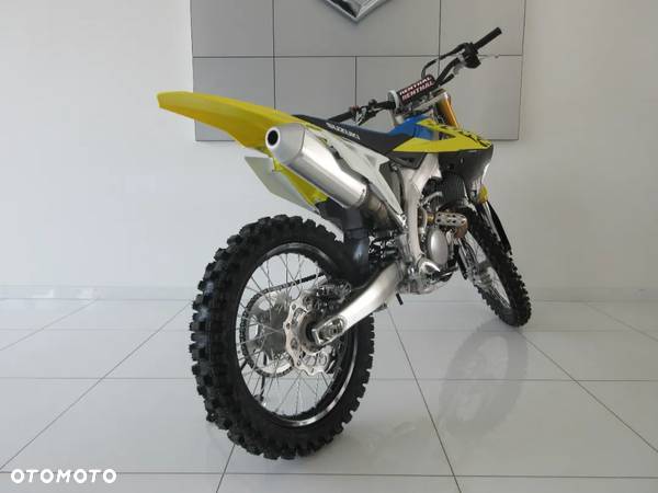 Suzuki RM-Z - 6