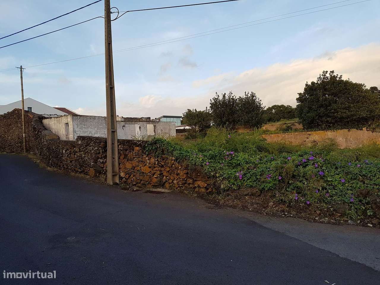 TERRENO PARA CONSTRUÇÃO - Grande imagem: 4/10