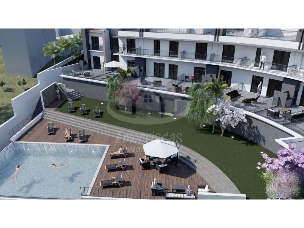 Moradia T3 em condomínio fechado com logradouro e piscina em Fanhõe...-5
