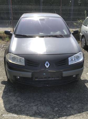 Dezmembrez Renault Megane 2 1.6i K4M-D8 2006 - 1