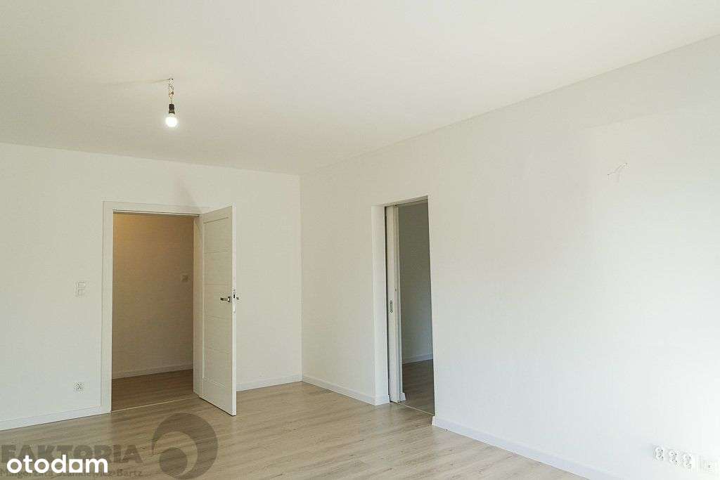 Parter domu po remoncie 101 m2+ogród+garaż 700tys.-0