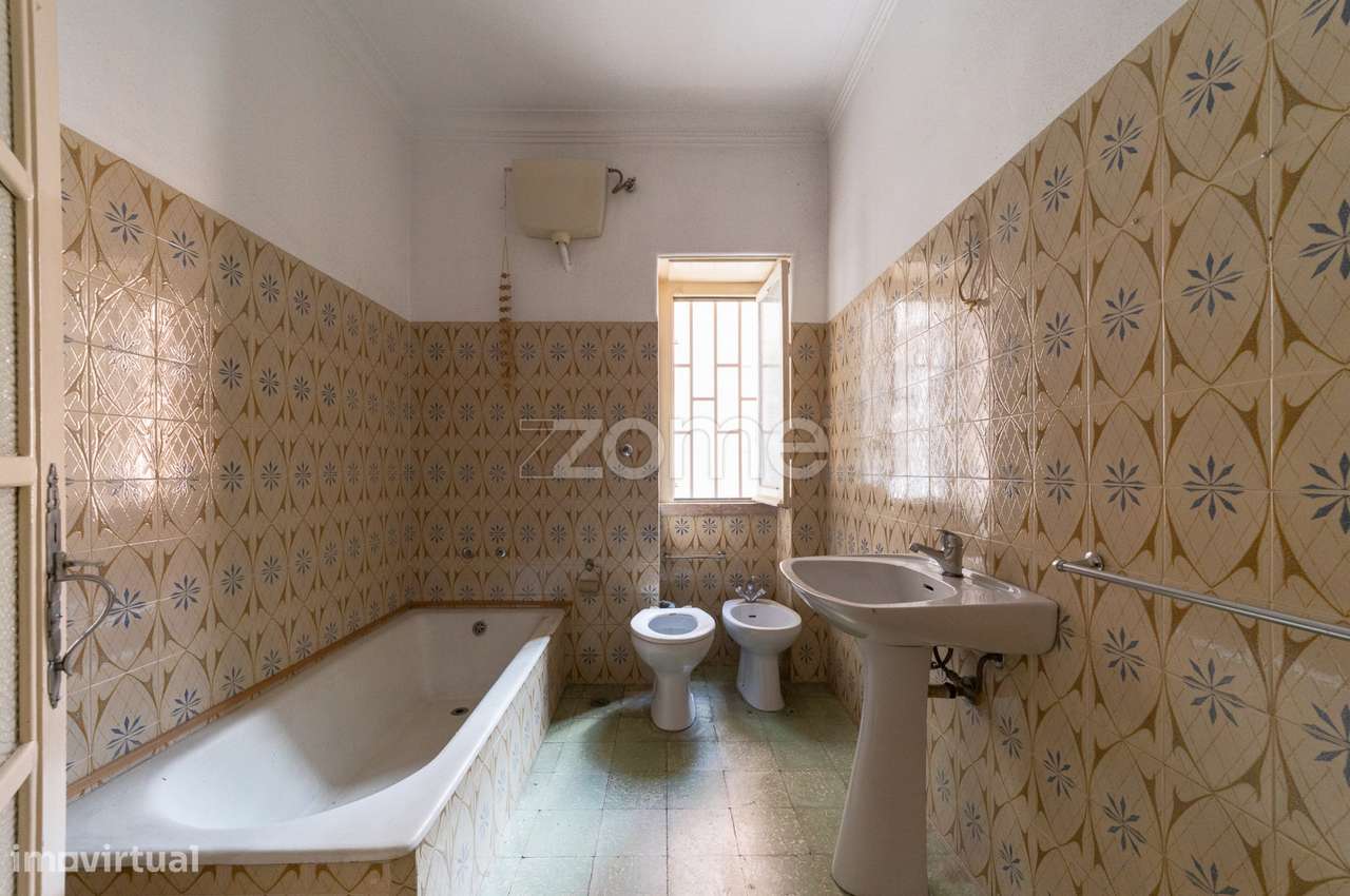 Apartamento Avenida João XXI, 6 - R/C Esq. - Grande imagem: 4/9