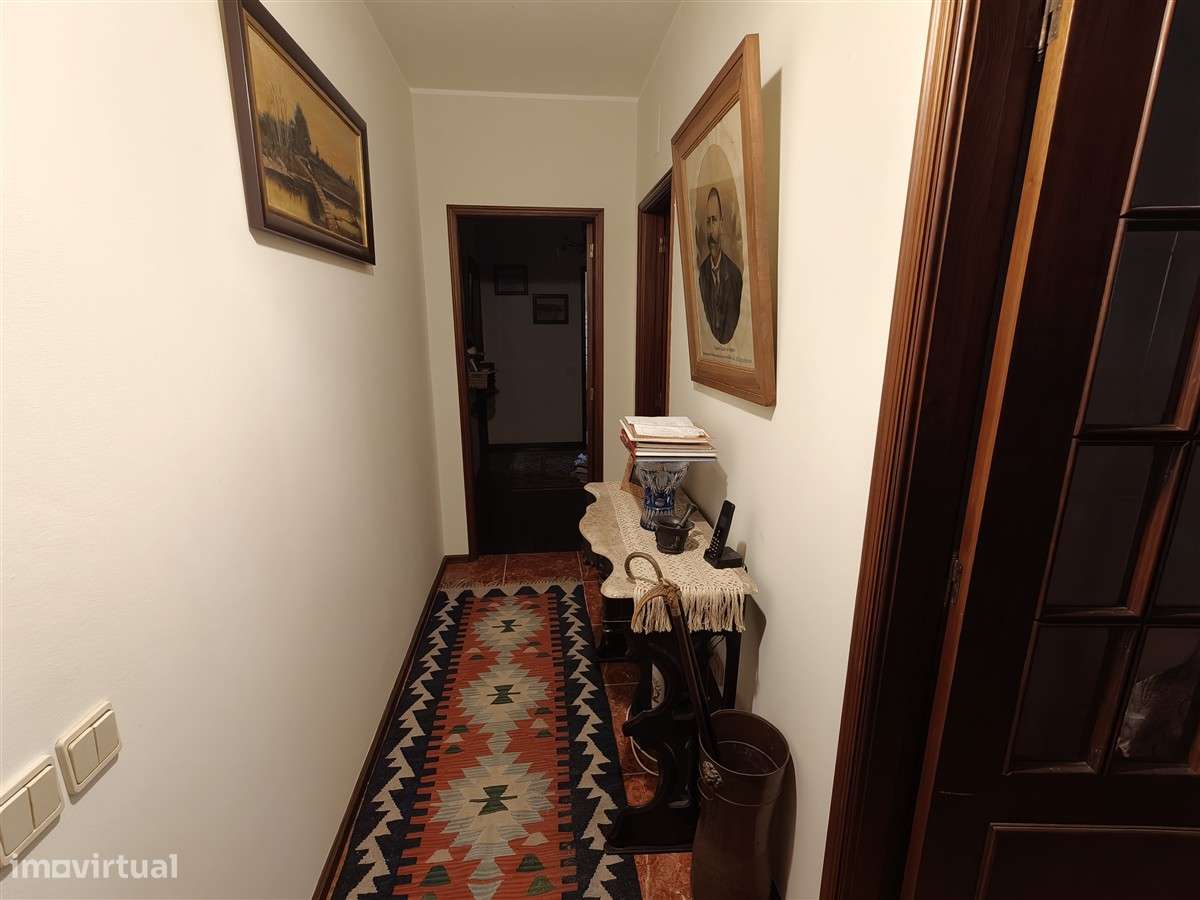 T4-Centro-Póvoa de Varzim-Garagem fechada - Grande imagem: 5/13