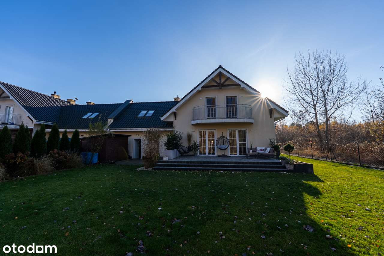 Żabia Wola - wyjątkowy dom w zabudowie bliźniaczej z pięknym ogrodem-9