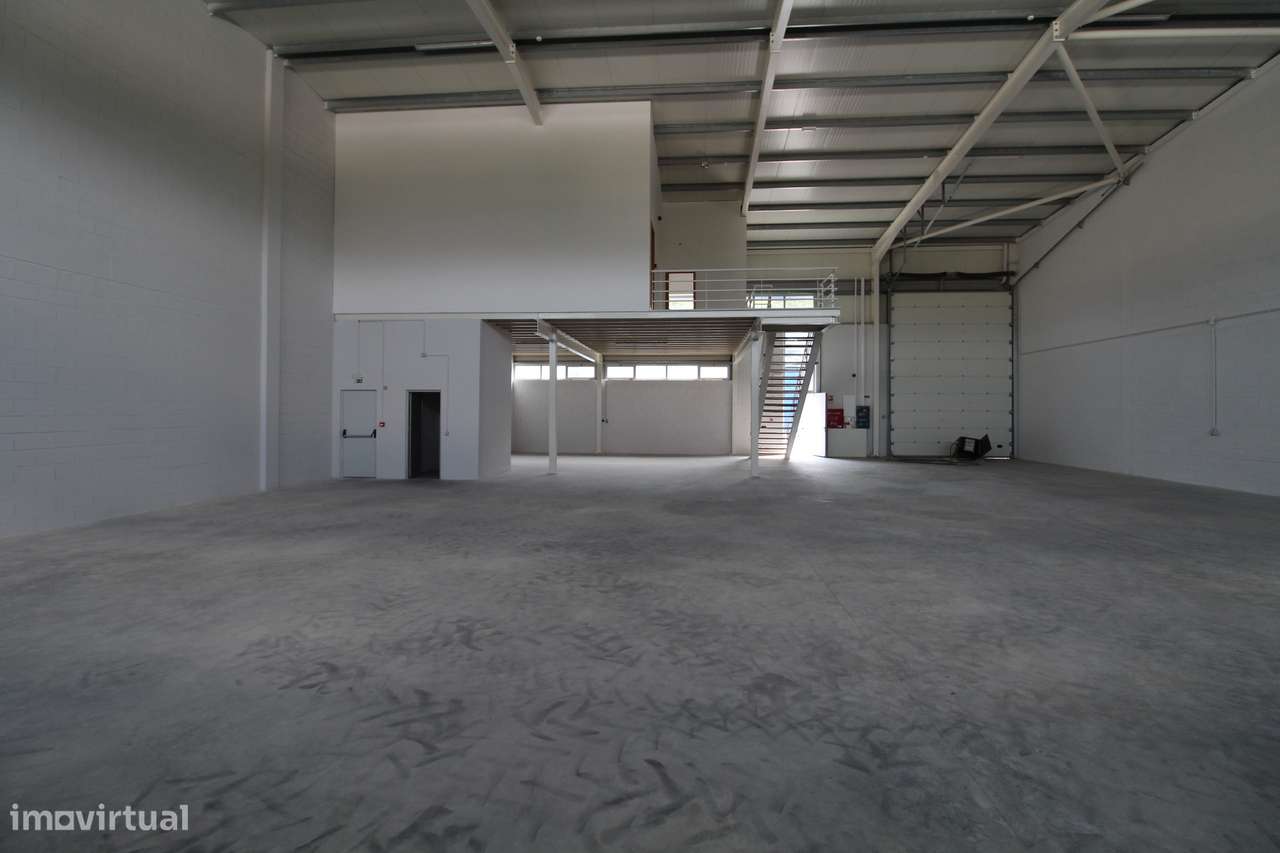 Pavilhão Industrial - Azurém, Guimarães - Grande imagem: 3/16
