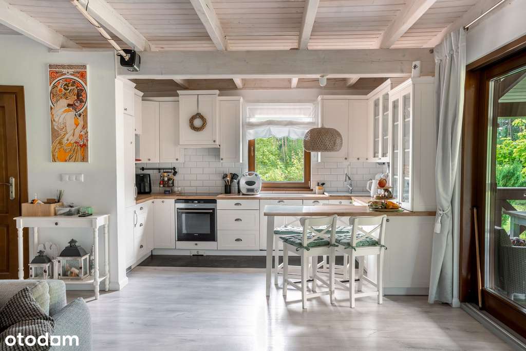 Całoroczny drewniany dom z ogrodem jacuzzi i sauną-3