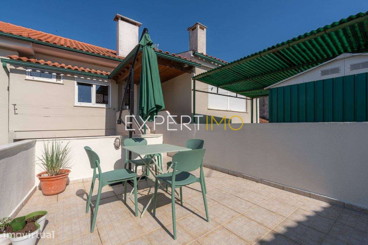 T3 Duplex com Terraço e Anexos | Centro de São Martinho do Bispo –...-31