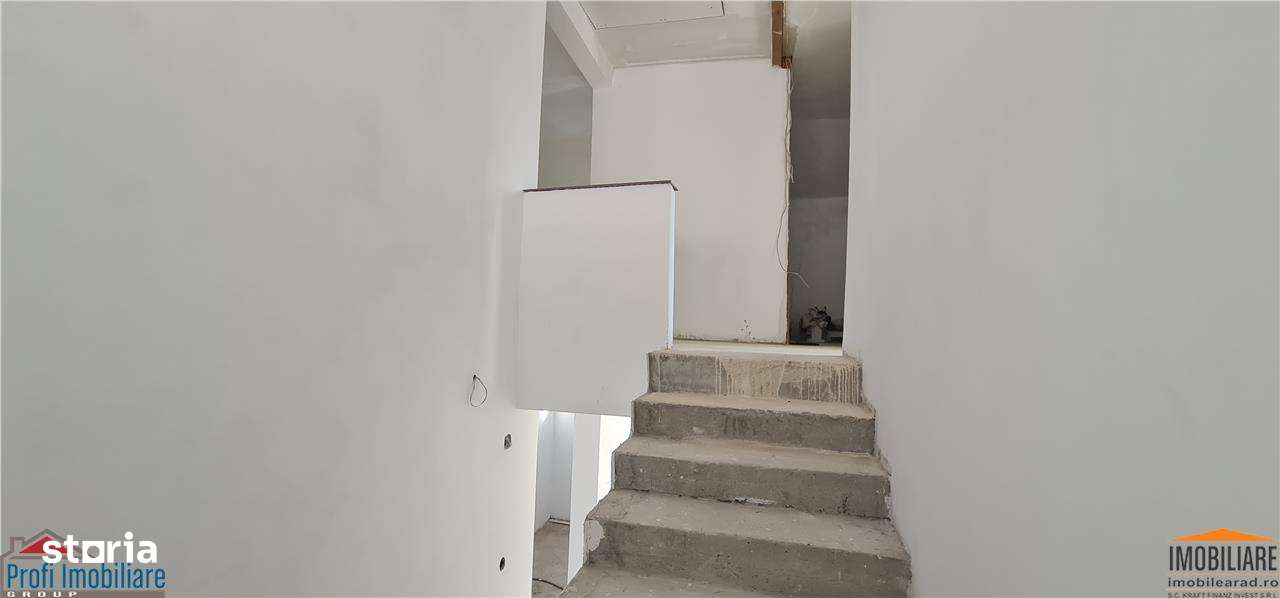 Vila P+M, Vladi, Cart.Europa 4-5 dormitoare, 193mp-18