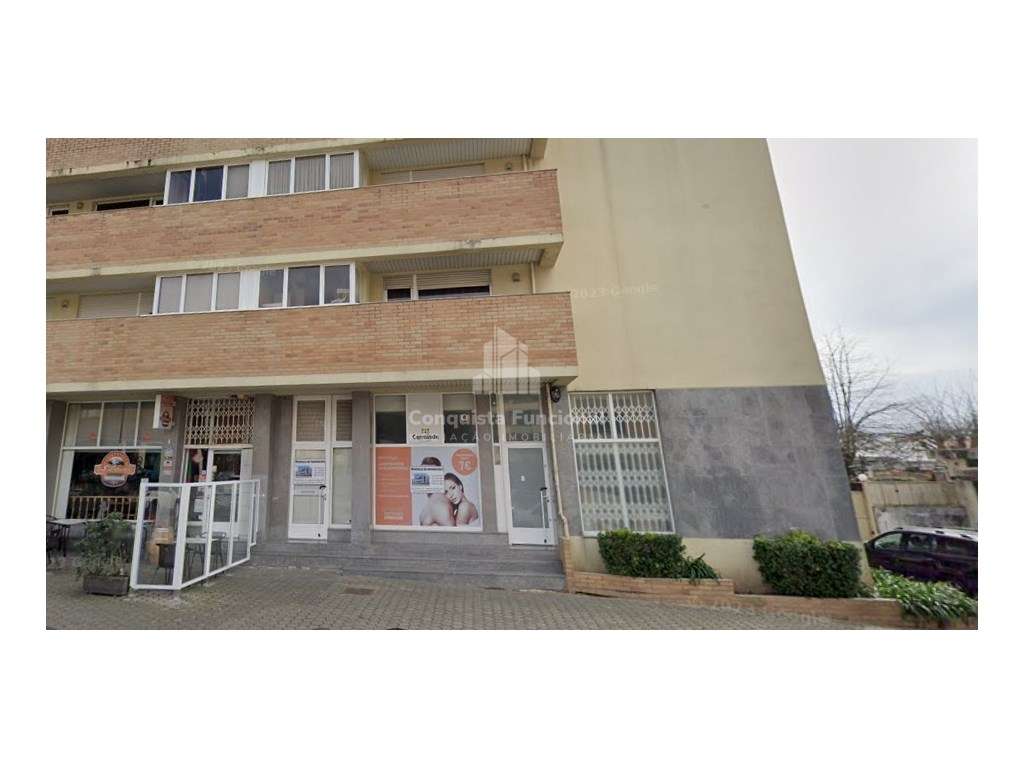 Loja com Viabilidade para Habitação | Canidelo - Gaia-8