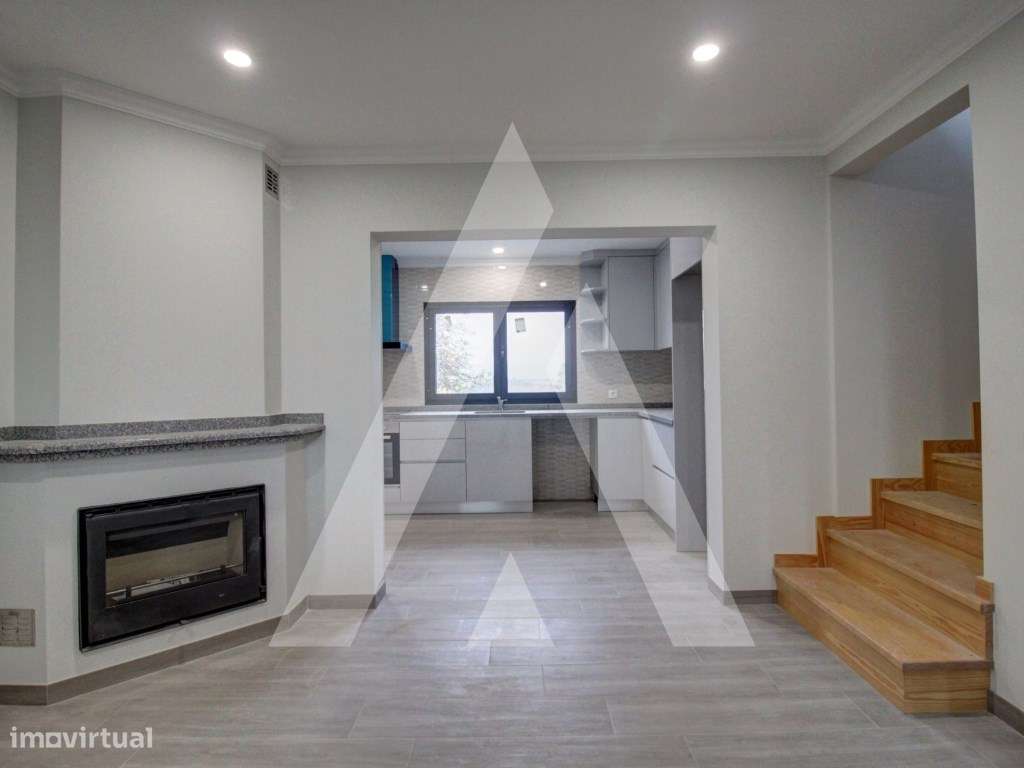 Moradia T2 na Amoreira do Repolão-7