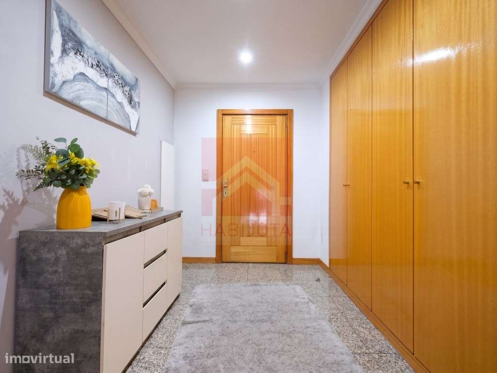 Magnífico Apartamento T2+1 no Centro de Rio Tinto (Avenida da Conduta)-11