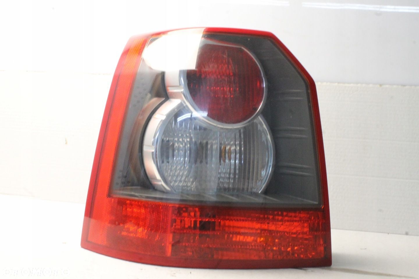 LAND ROVER FREELANDER II 06R- LAMPA TYLNA TYŁ LEWA - 1