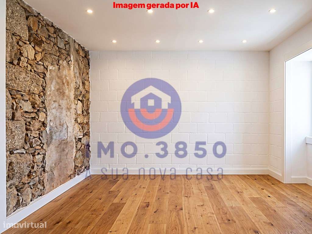 Moradia T3 em pedra para recuperação-11