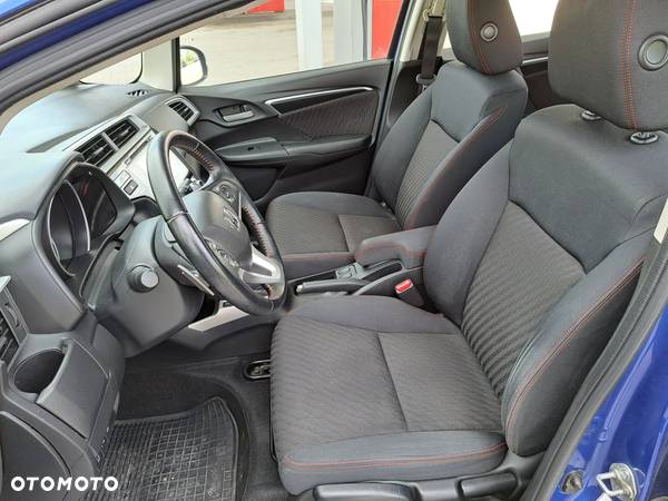 Honda Jazz 1.5 i-VTEC Dynamic (ADAS/Honda Connect+) CVT - 18