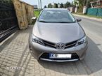 Toyota Auris 1.6 Premium Comfort - 2