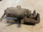 Etrier stanga spate Volkswagen Passat B6 CBCA 4Motion 140CP - 2