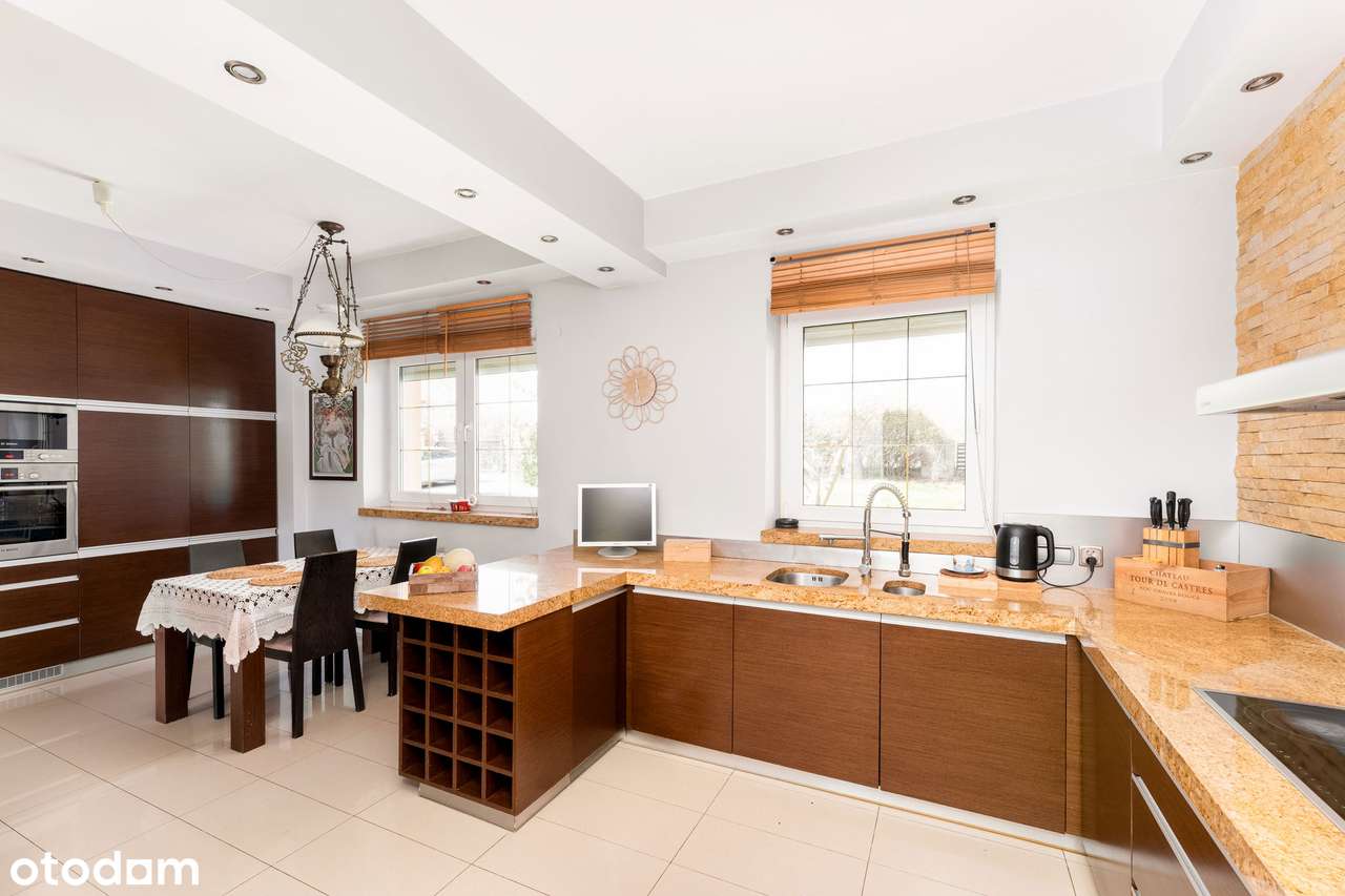 Willa z basenem, spa i sadem wraz z pełnym wyposażeniem 246 m/20a-6