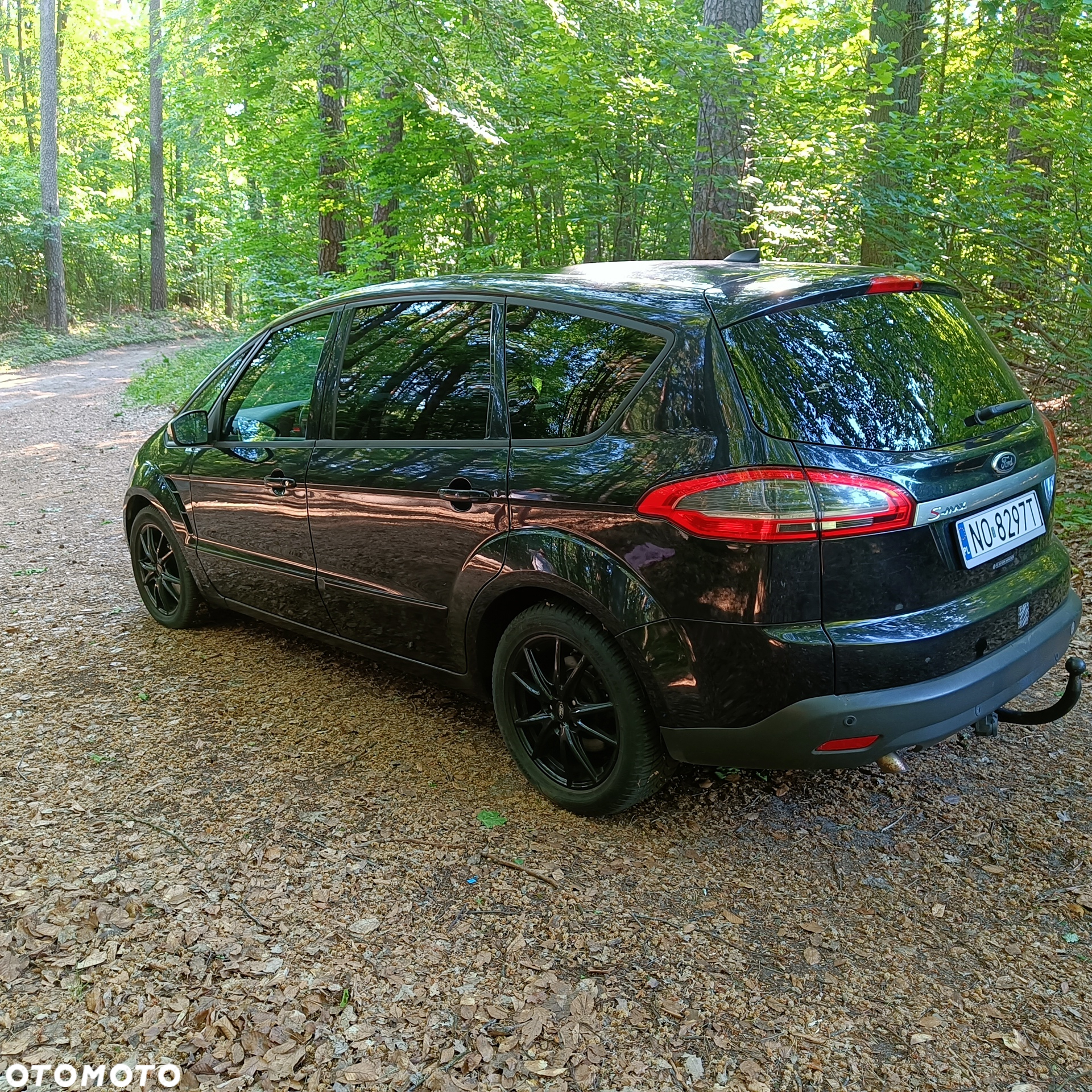 Ford S-Max - 12