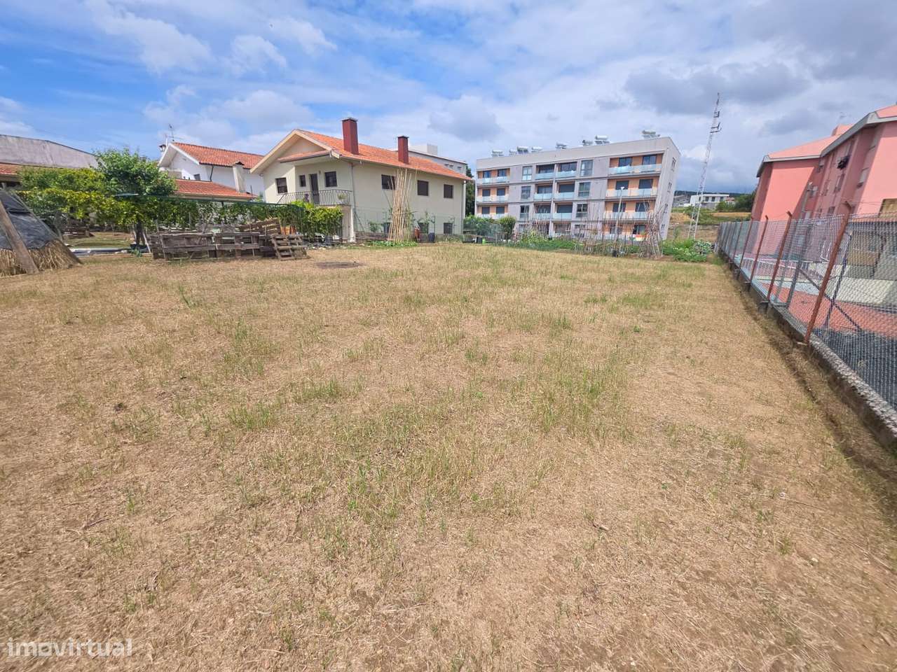 Terreno para construção em Santa Maria da Feira-5