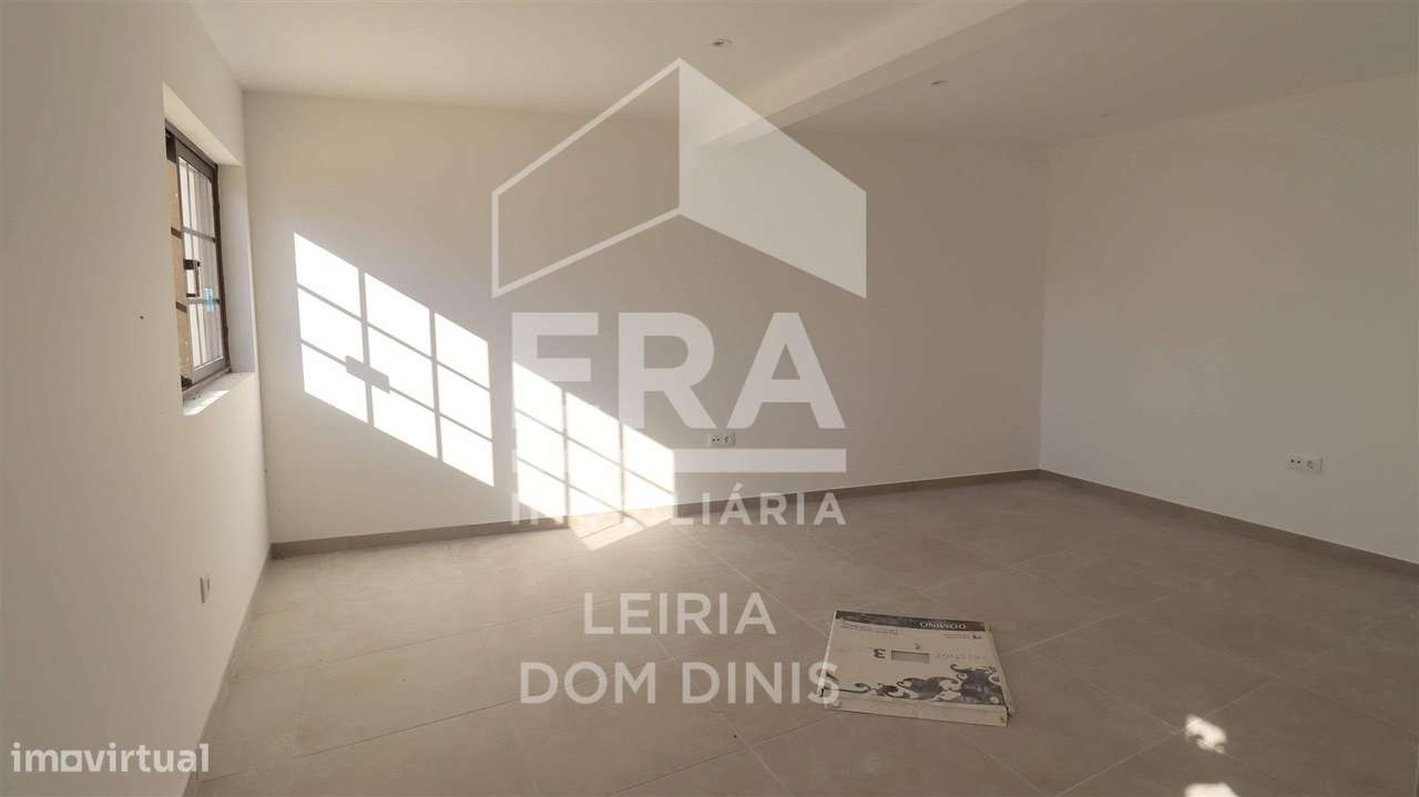 Moradia senhorial + 3 habitações em lote de 1197 m² - Grande imagem: 5/30