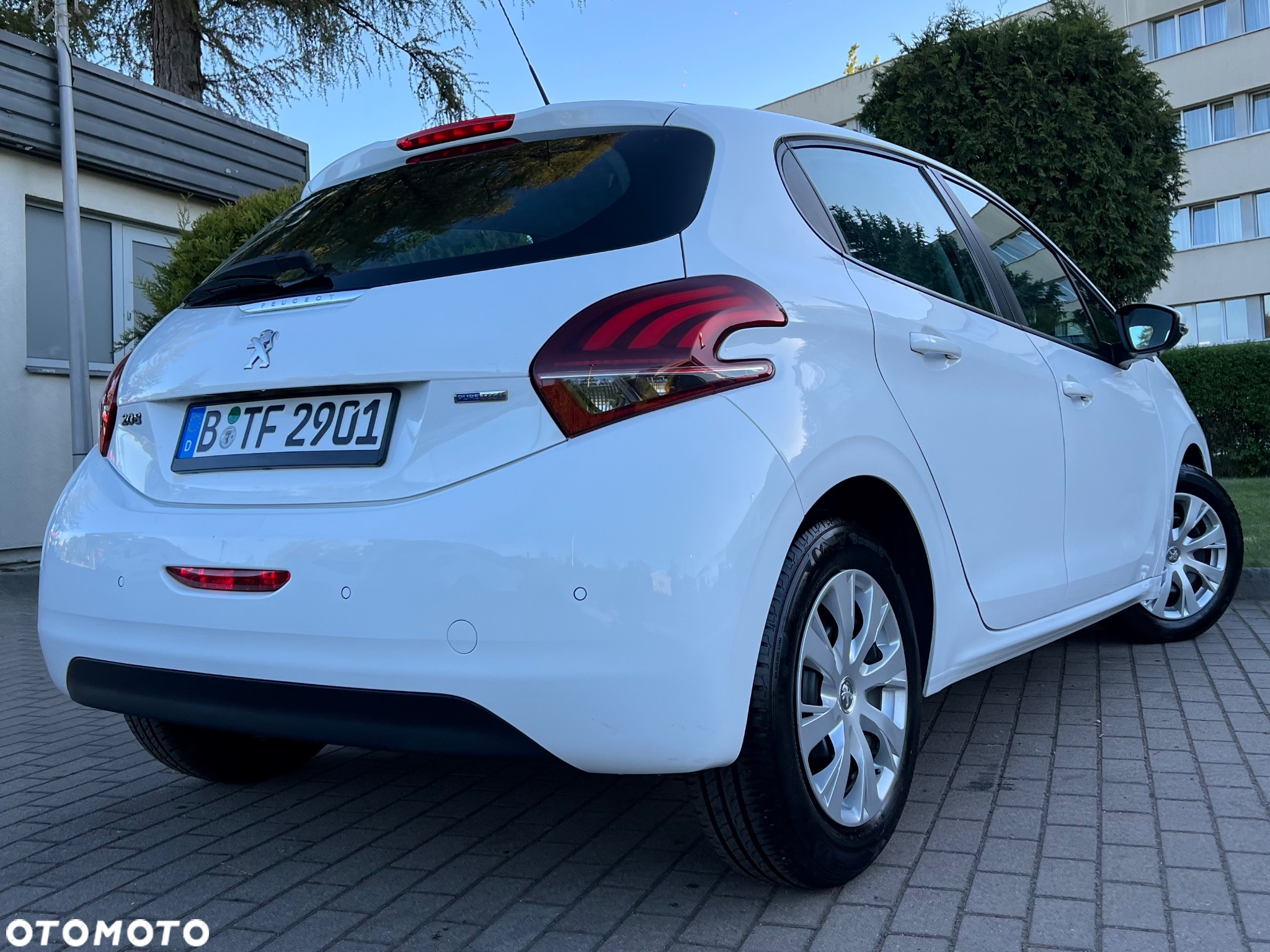 Peugeot 208 1.2 PureTech Active - 25