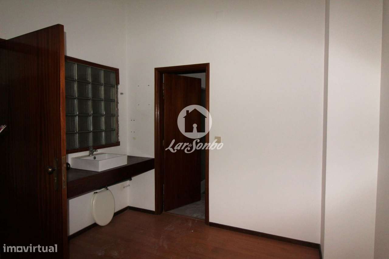 Andar no coração da cidade de Fafe - Grande imagem: 5/13