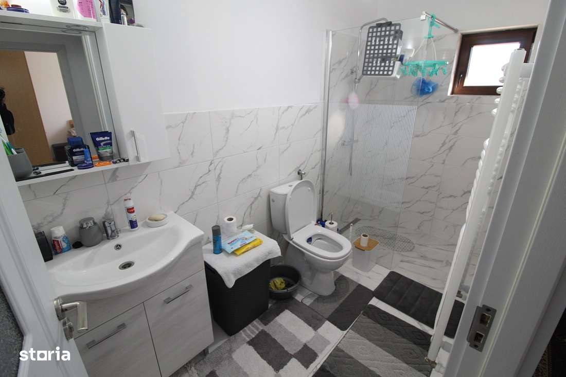 Vând casă parter în Teliucu Inferior, la 6km de Hunedoara, teren 555mp-16