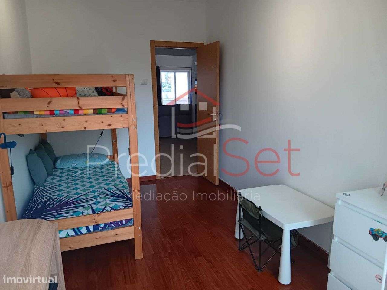 Apartamento T4 em Feijó, Almada-16