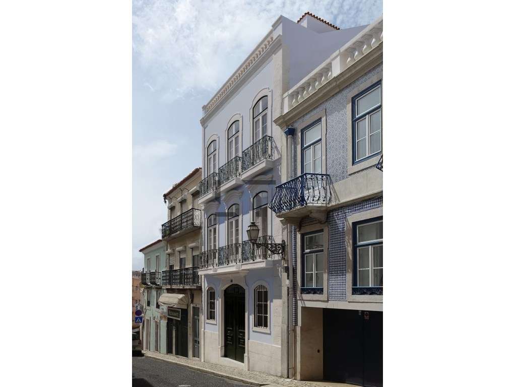 Charmoso Apartamento T2 em Prédio com Pátio e Piscina Comum, para V... - Grande imagem: 5/16