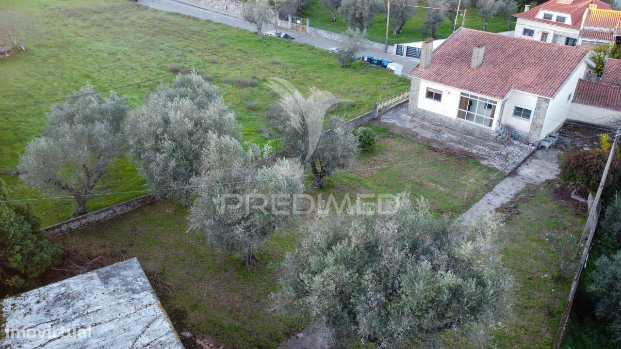 Moradia T3 com Terreno de 660 m² na Ratoeira – Celorico da Beira - Grande imagem: 5/28