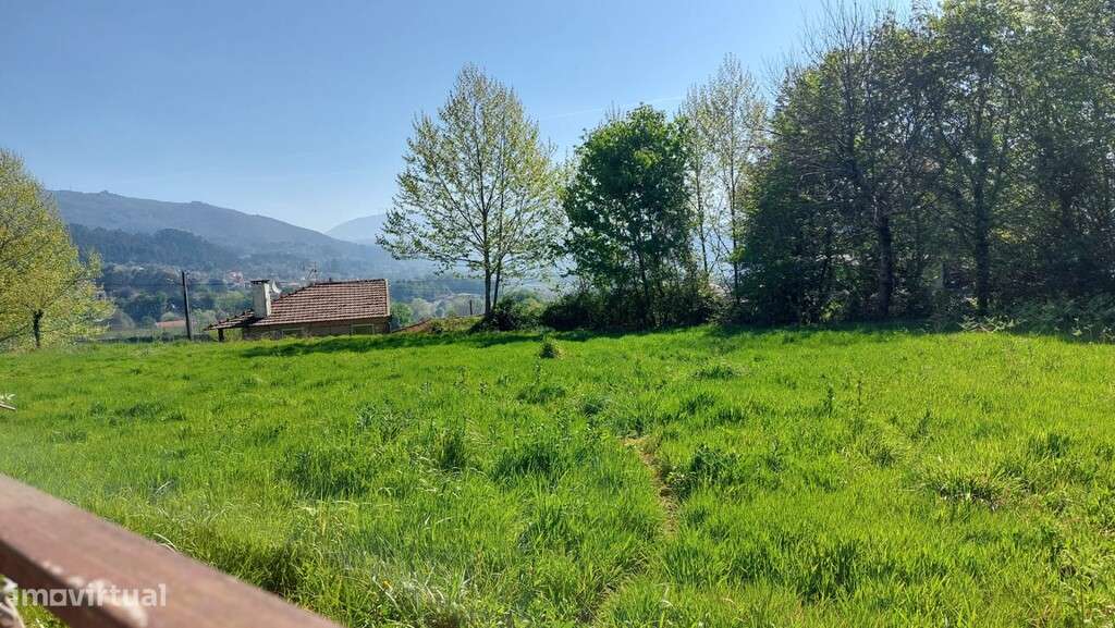 Duas moradias em pedra p/ restauro e terreno - Eira Vedra-14