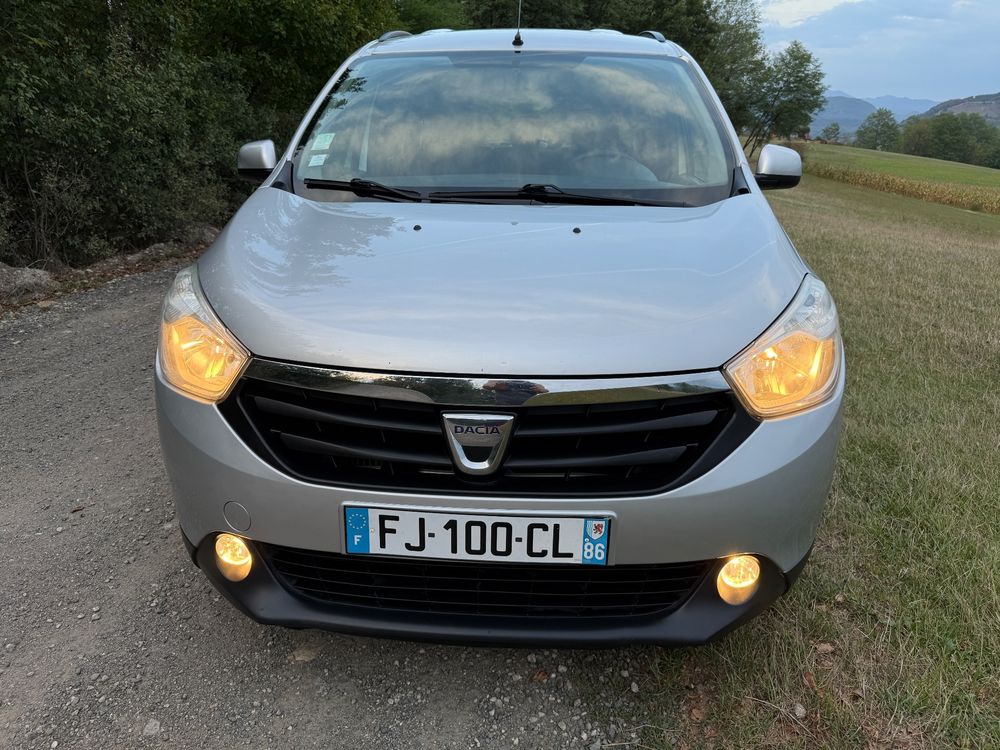 Dacia Lodgy dCi 90 Essential 2013