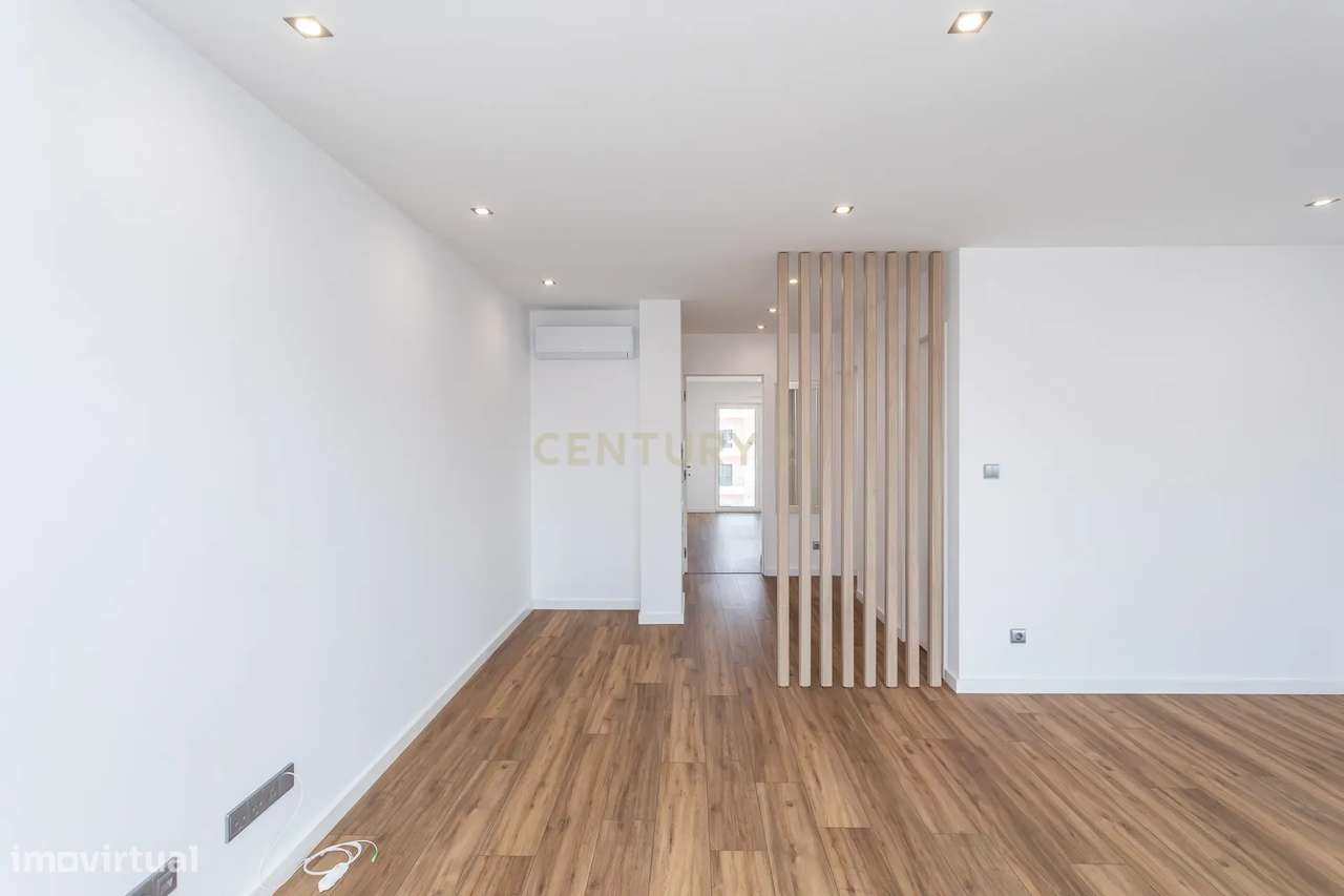 Sintra - Algueirão, apartamento T2 com garagem a estrear-16