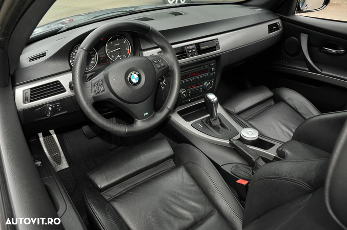 BMW Seria 3 320d Coupe Aut. - 15