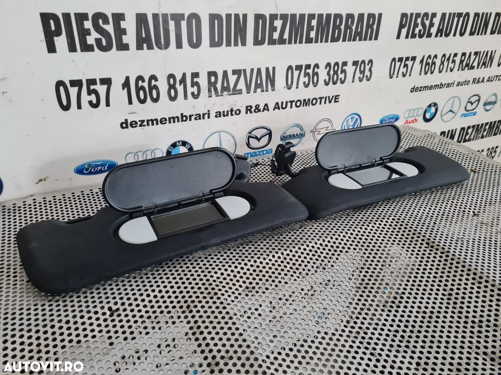 Parasolare Parasolar Negru Stanga Dreapta Mini Countryman F60 Dupa 2017 Impecabile - Dezmembrez Mini Countryman F60 - Dezmembrari Arad - 4