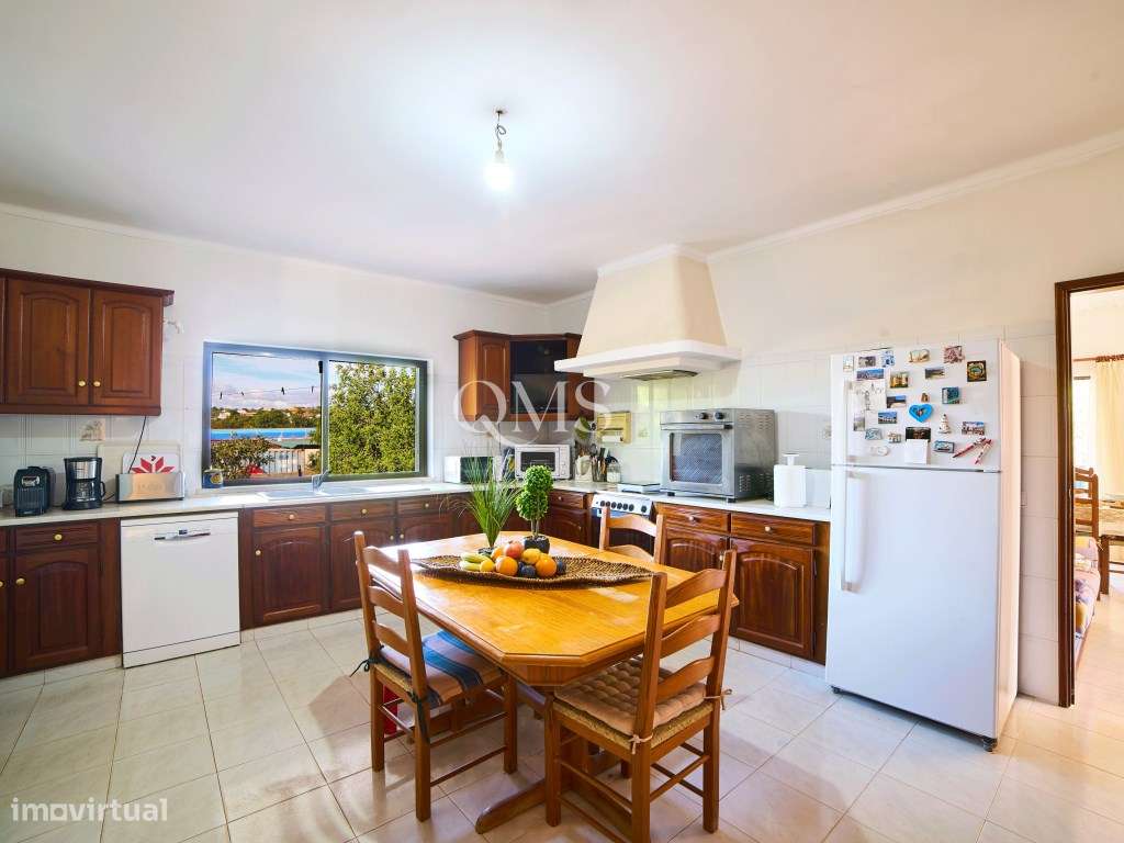 Um retiro intemporal no Algarve onde a elegância encontra a serenidade-5