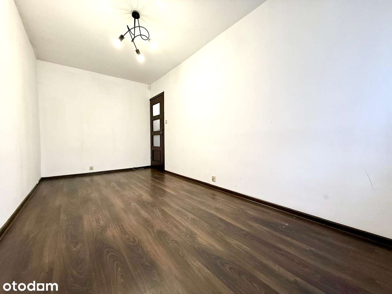 Szukasz przestrzeni? 4 pokoje, balkon, garderoba - gotowe do wejścia!-3