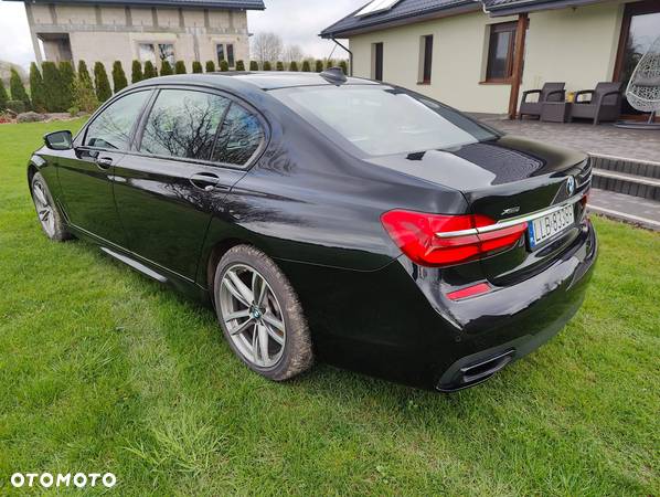 BMW Seria 7 750Li xDrive - 8