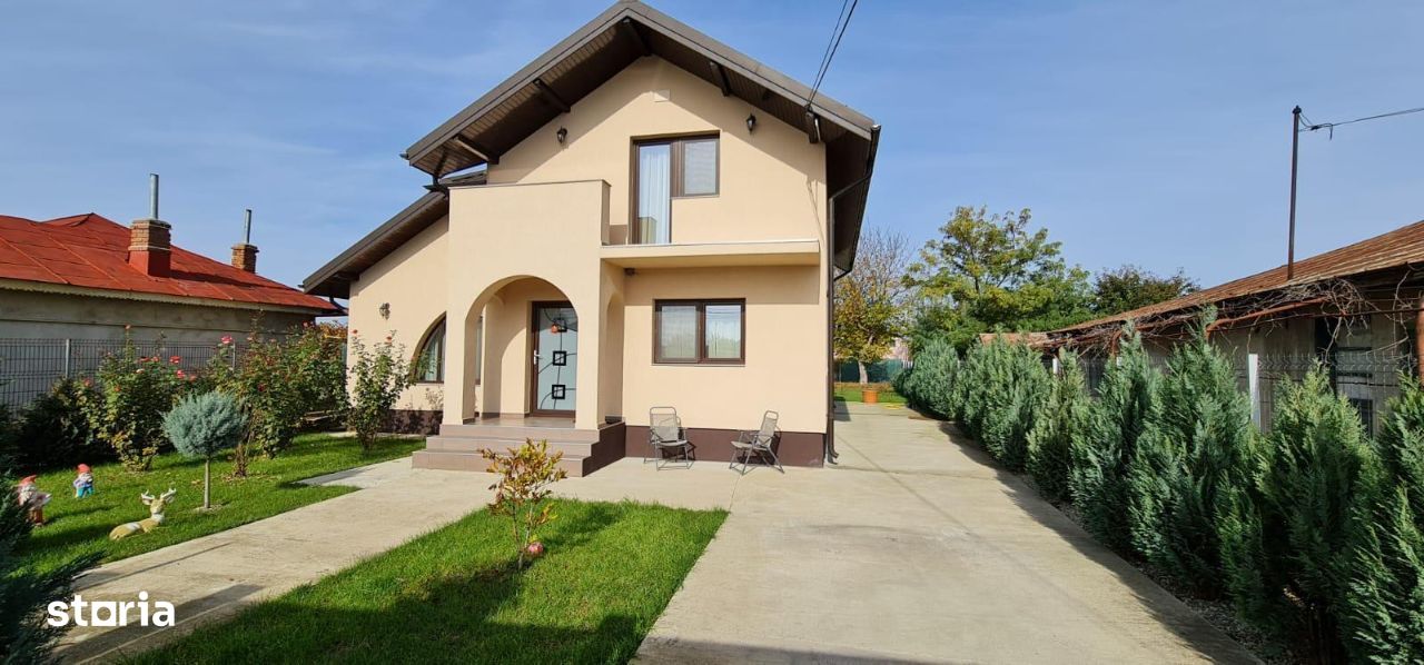 Închiriere casa/vila 4 camere com. Brazi Prahova