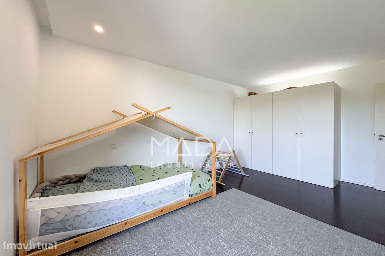 Apart. de luxo T3 (último piso) c/vistas p/Castelo de Guimarães-21