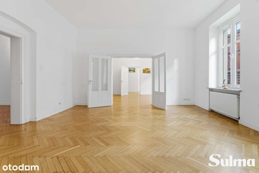 Klasyka w zabytkowej kamienicy - w sercu Katowic-3