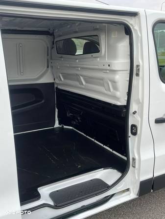 Renault Trafic - 26