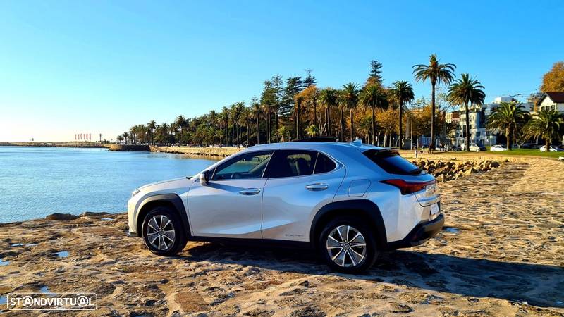 Lexus UX 300e Premium+TAE - 2