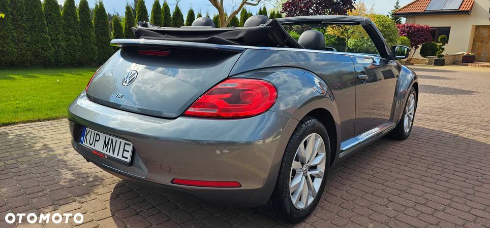 Volkswagen Beetle The Cabriolet 2.0 TDI DSG (BlueMotion Tech) Denim - 30