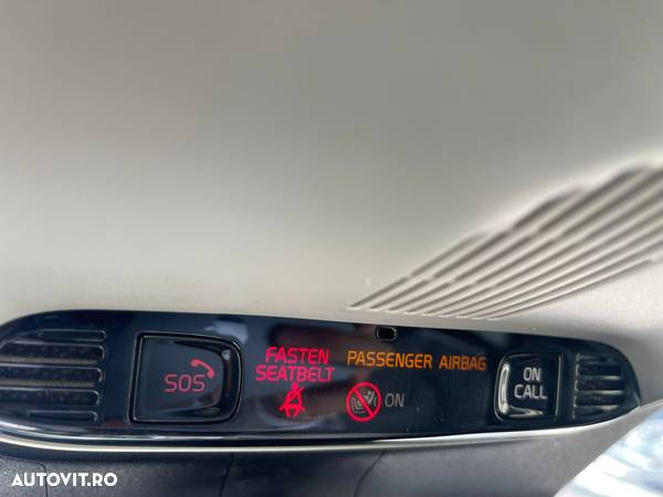 Volvo XC 60 D4 AWD Momentum - 18